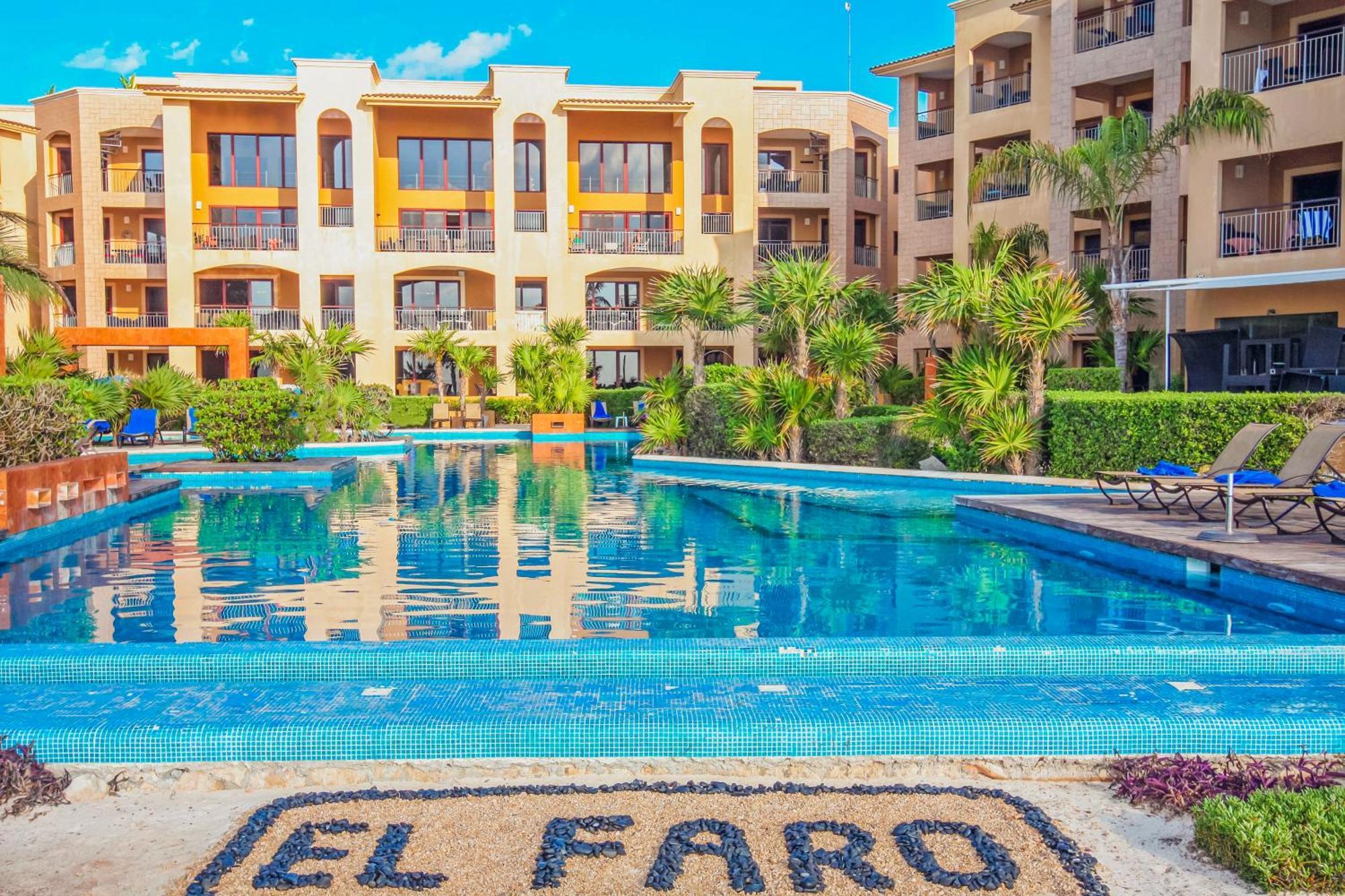 Сasa de vacaciones Surf 408 - Beachfront Stunning Ocean View Penthouse - At El Faro