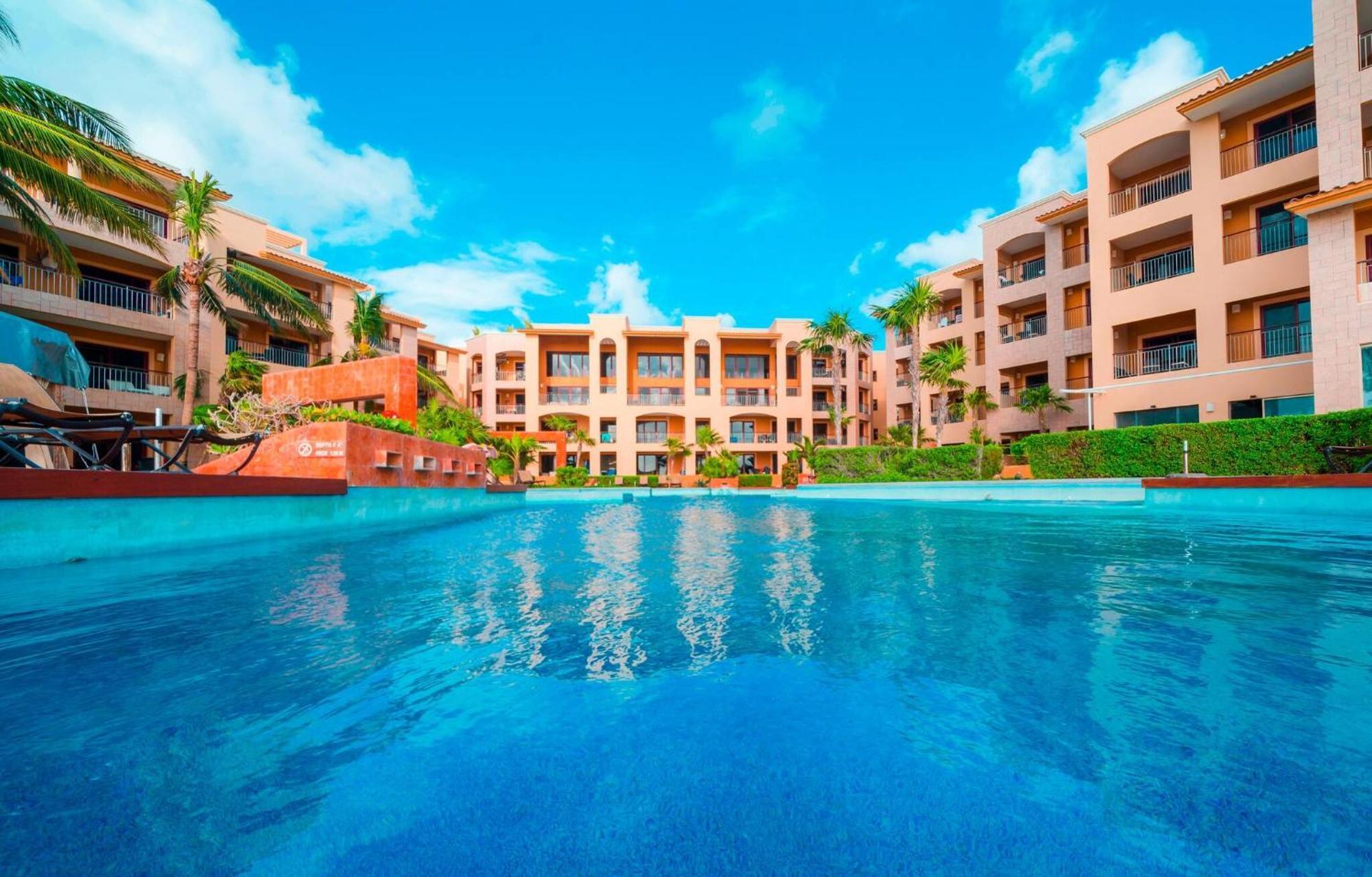 Surf 408 - Beachfront Stunning Ocean View Penthouse - At El Faro Сasa de vacaciones