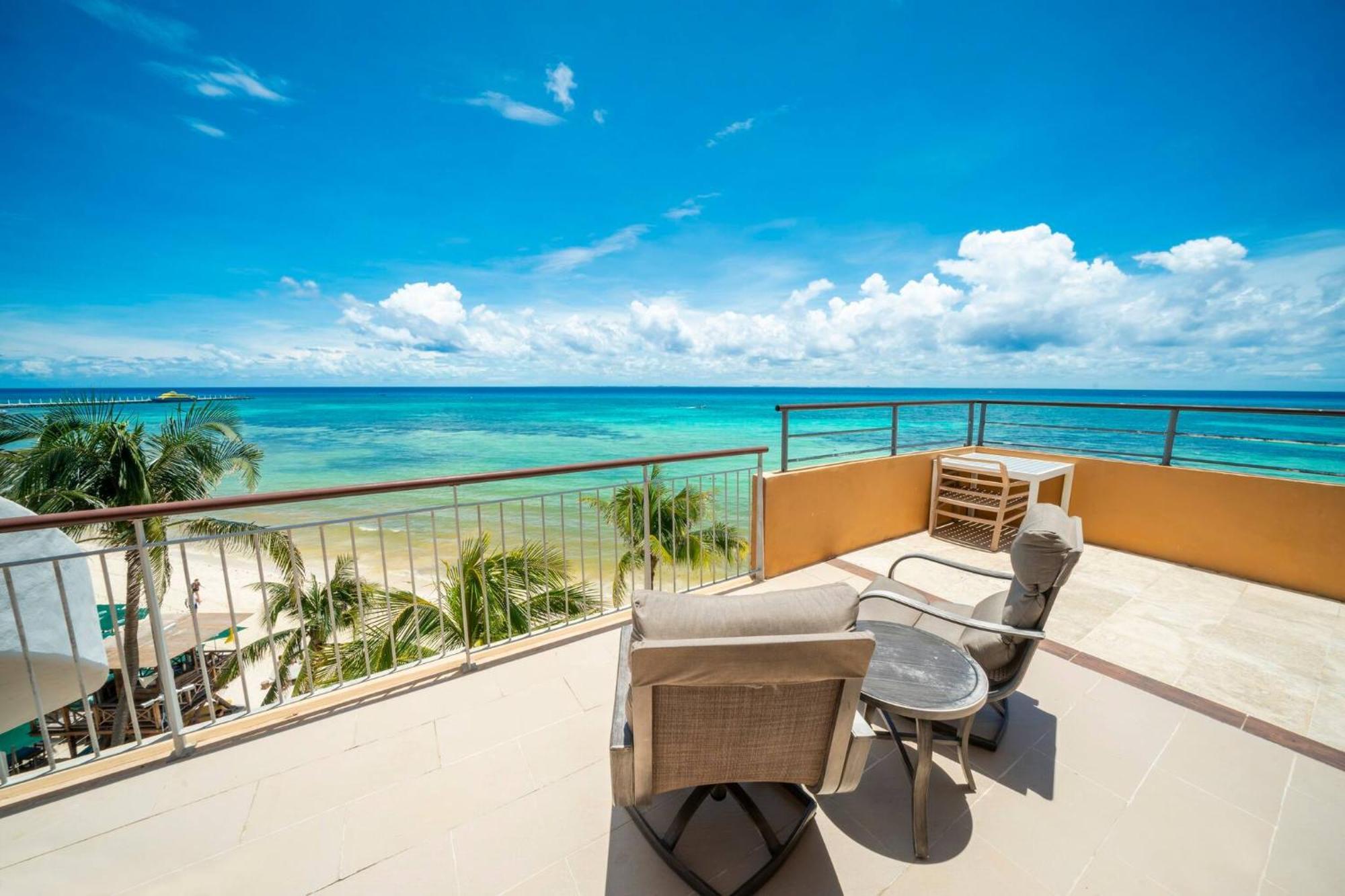 Surf 408 - Beachfront Stunning Ocean View Penthouse - At El Faro *