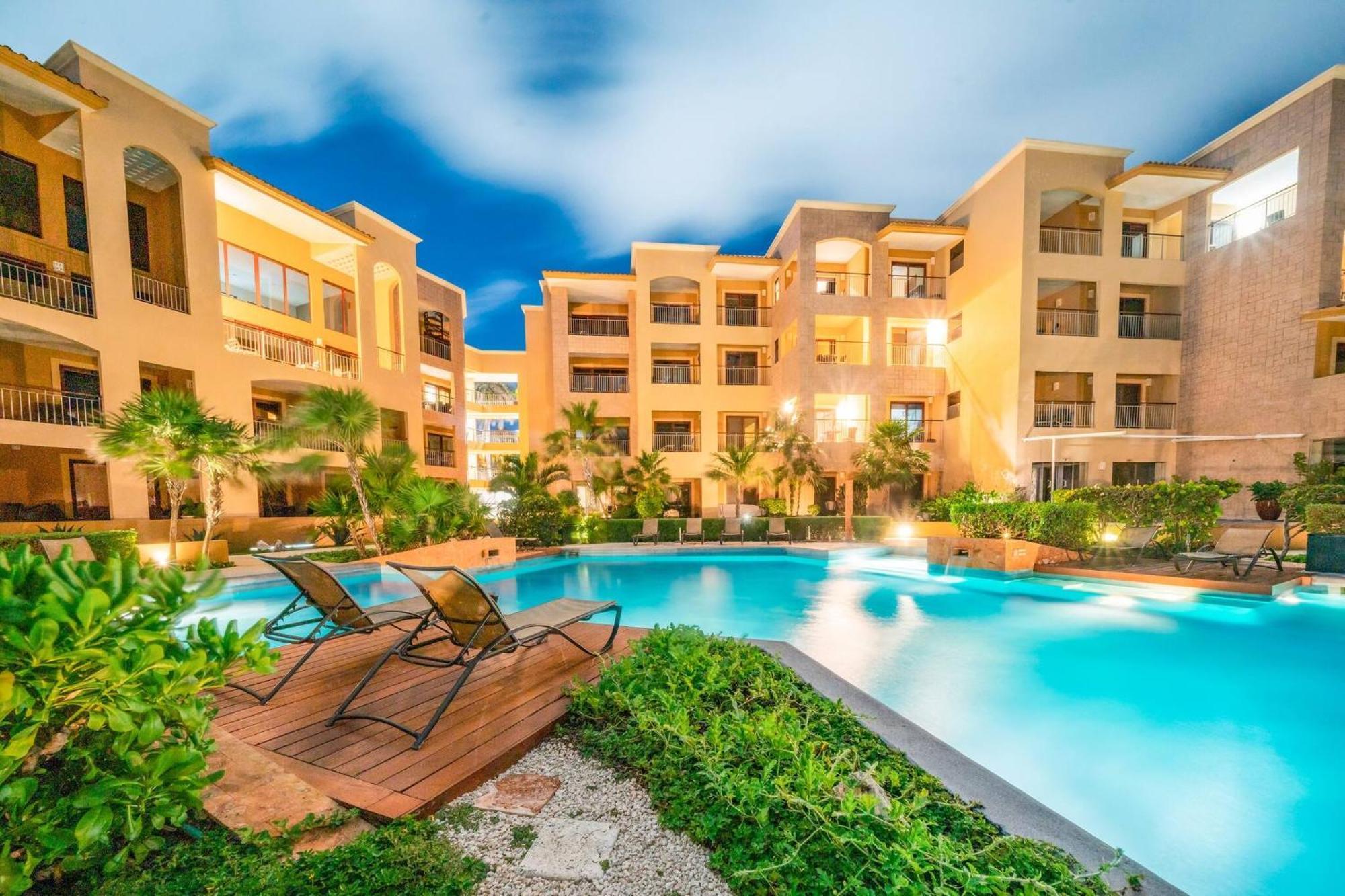Surf 408 - Beachfront Stunning Ocean View Penthouse - At El Faro Сasa de vacaciones *